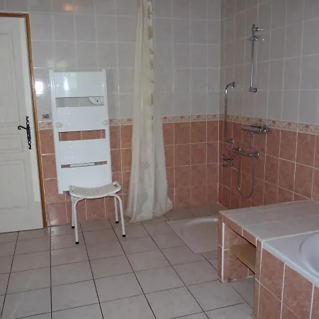 La Fenial Tatil Evi Montredon-Labessonnié